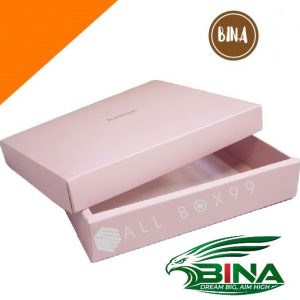 Hộp đựng quần áo